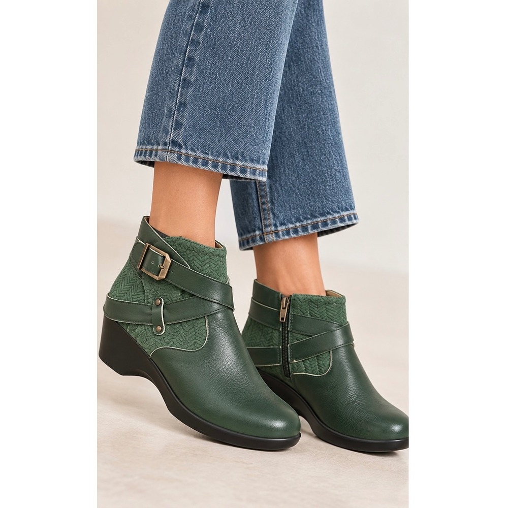 Alegria Evergreen Green Leather Buckle Wedge Ankle Boots EU 41 / US 10.5-11